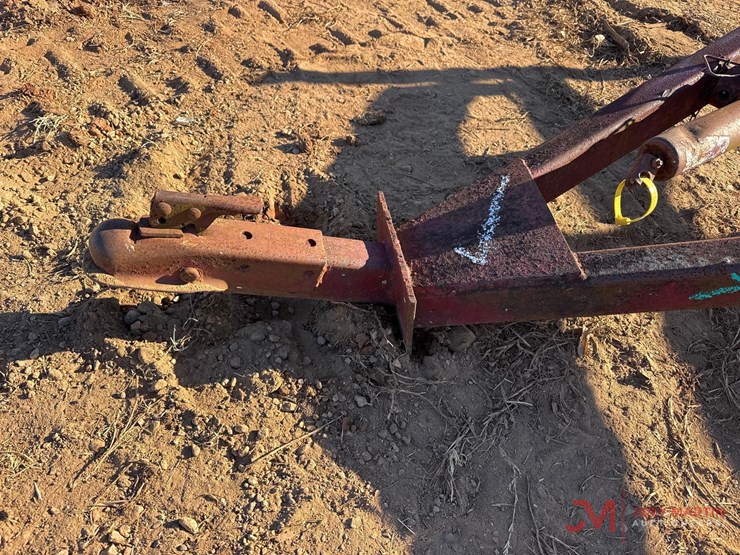 towable-hay-bale-mover-image-5