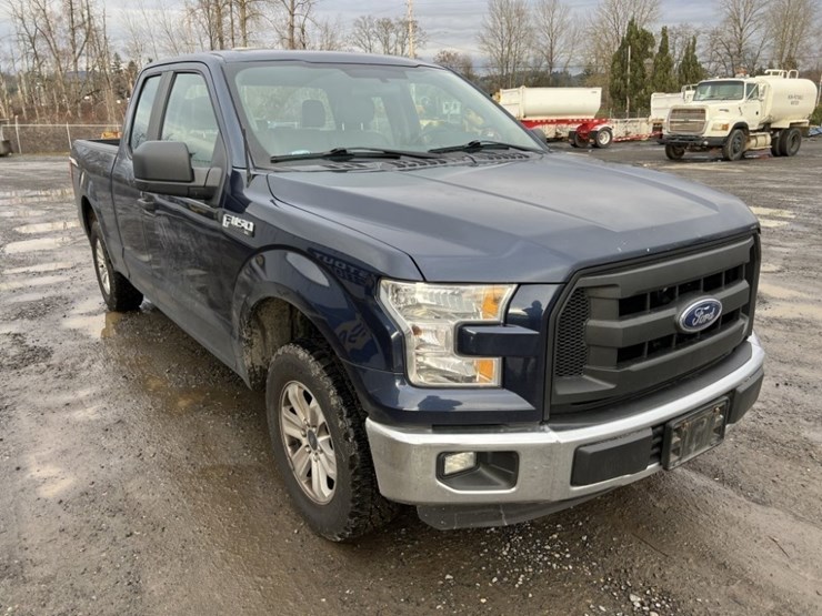 2016-ford-f150-xl-image-2