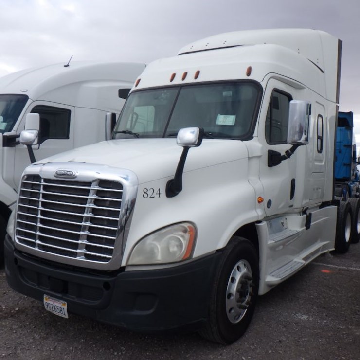 2017 FREIGHTLINER CASCADIA 125 EVOLUTION