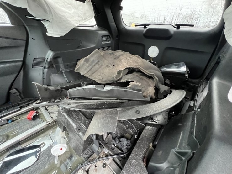 2024-ford-explorer-image-21