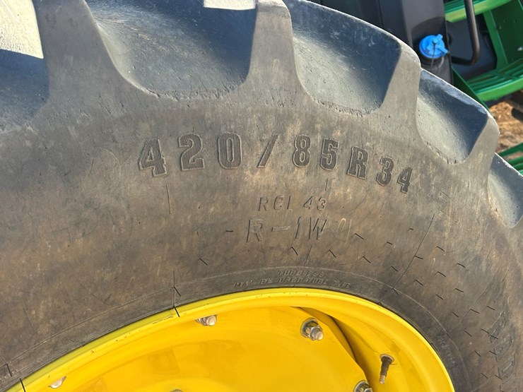 2019-john-deere-8370r-image-24