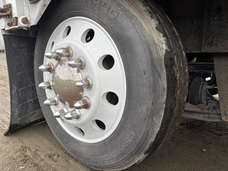 2007-wilson-cf-900-image-18