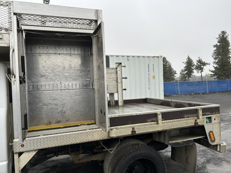 2009-dodge-ram-5500-image-37