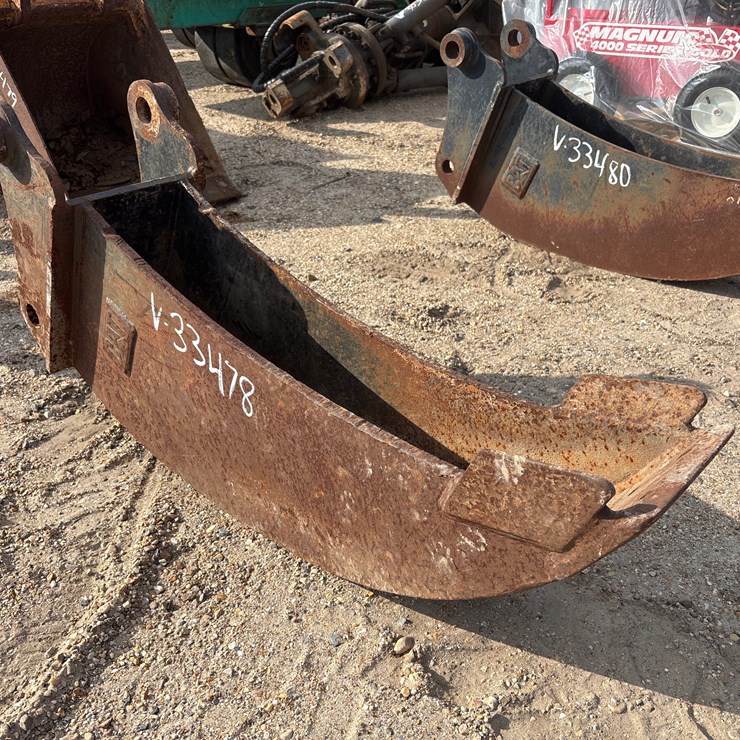 #3545 • TRENCHING BUCKET