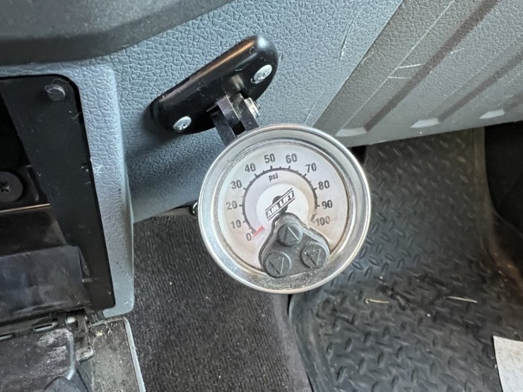 2016-ford-f250-sd-image-32