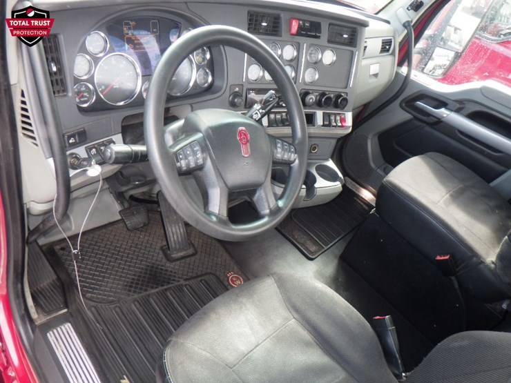 2020-kenworth-t680-image-15