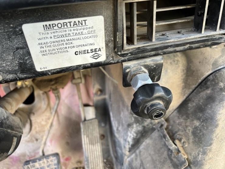 1990-international-4900-image-36