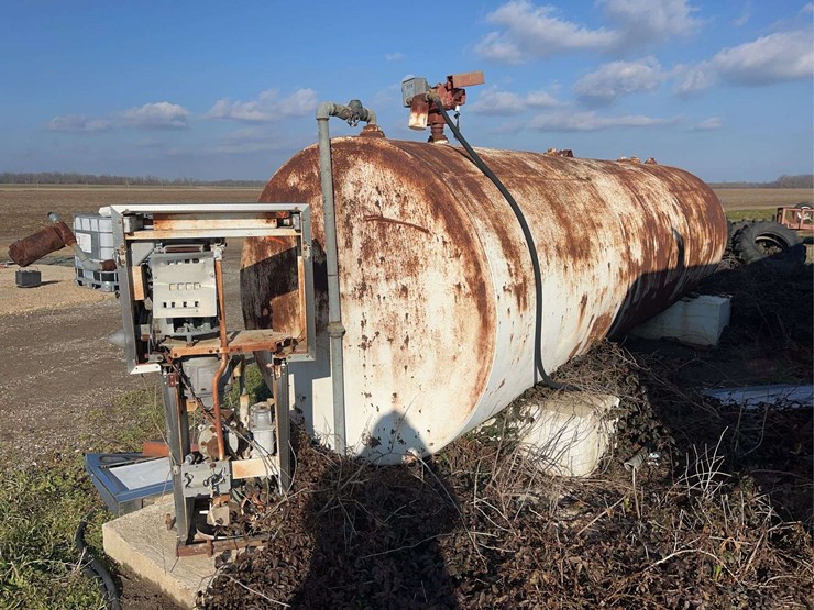 4,000-gallon-fuel-tank-image-3