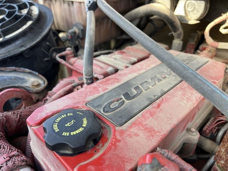 2015-freightliner-m2-s/a-bucket-truck-image-11