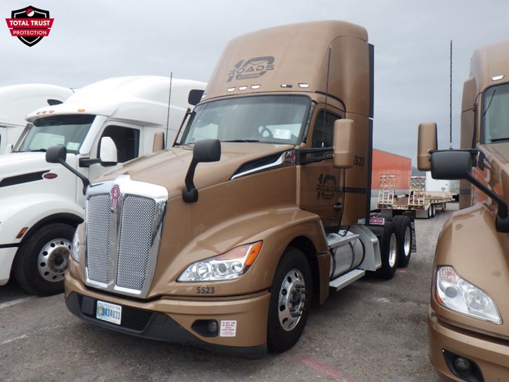 2023-kenworth-t680-image-1