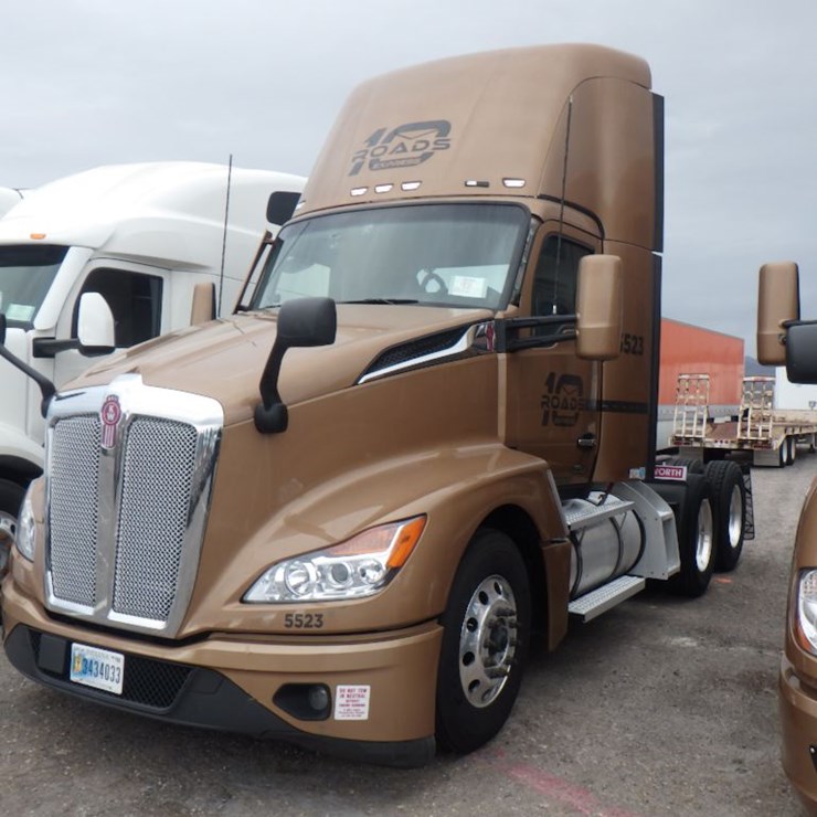 2023 KENWORTH T680