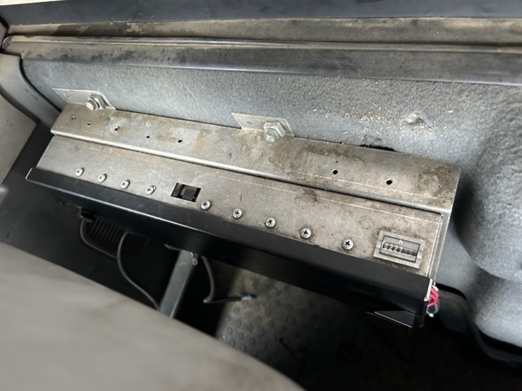 2009-dodge-ram-5500-image-36