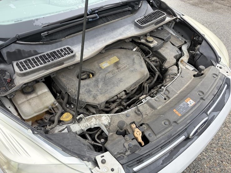 2013-ford-escape-se-image-7