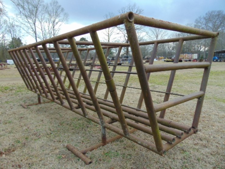 20'-pipe-hay-feeder-image-2