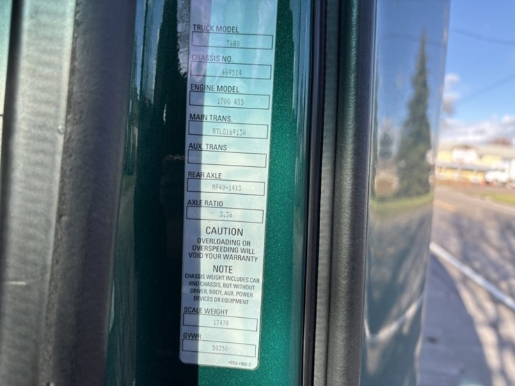 2016-kenworth-t680-image-41