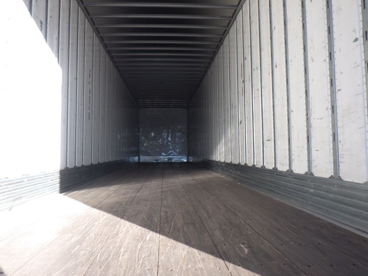 2022-utility-4000d-x-image-10