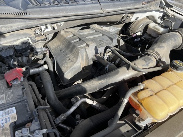 2017-ford-f150-xlt-image-11