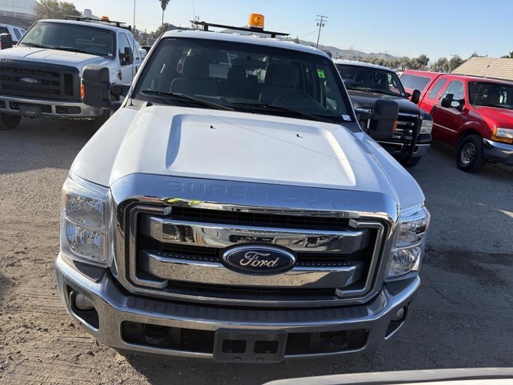 2011-ford-f350-sd-xlt-image-5