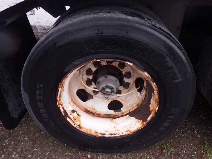 2018-hyundai-translead-image-11