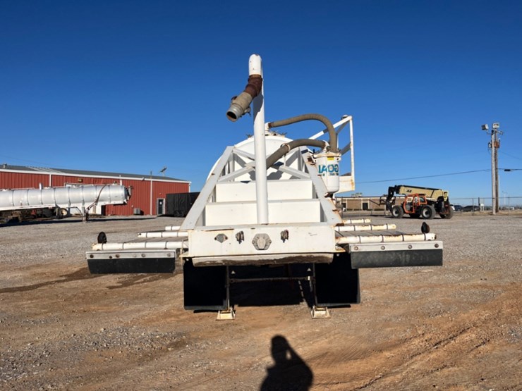 2020-troxell-vacuum-image-2