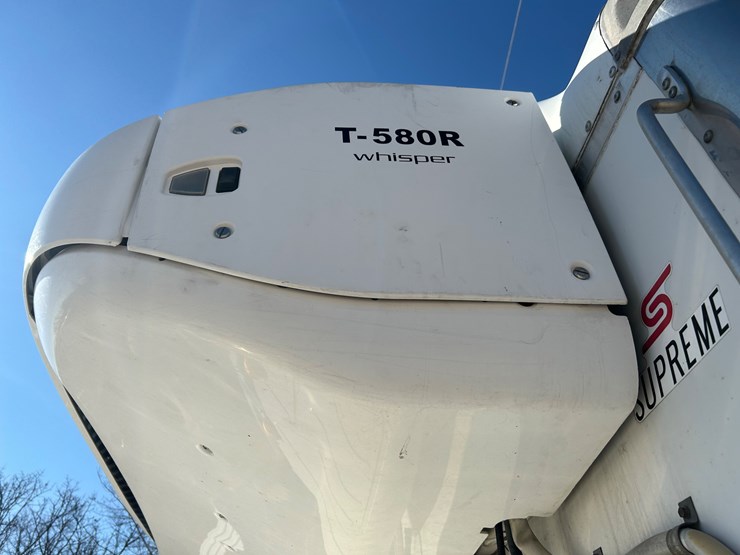 2018-freightliner-m2-106-image-63