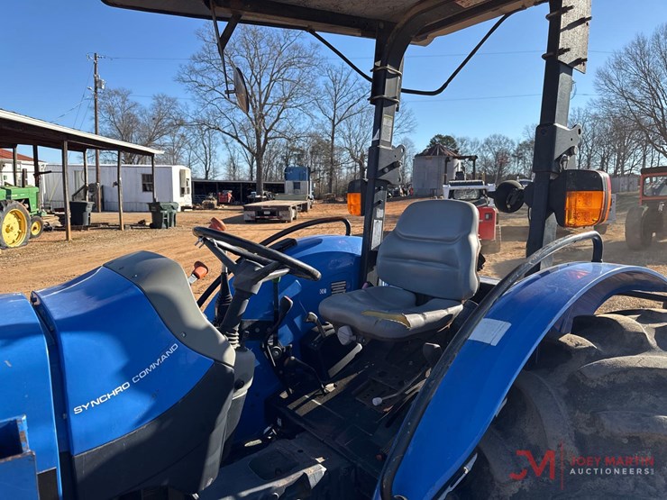 new-holland-tn55-image-12