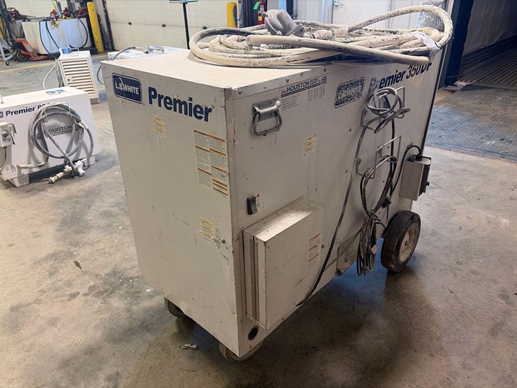 l.b.-white-premier-350df-heater-image-1