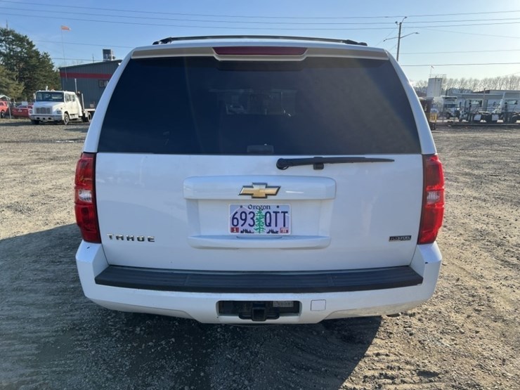 2009-chevrolet-tahoe-image-5