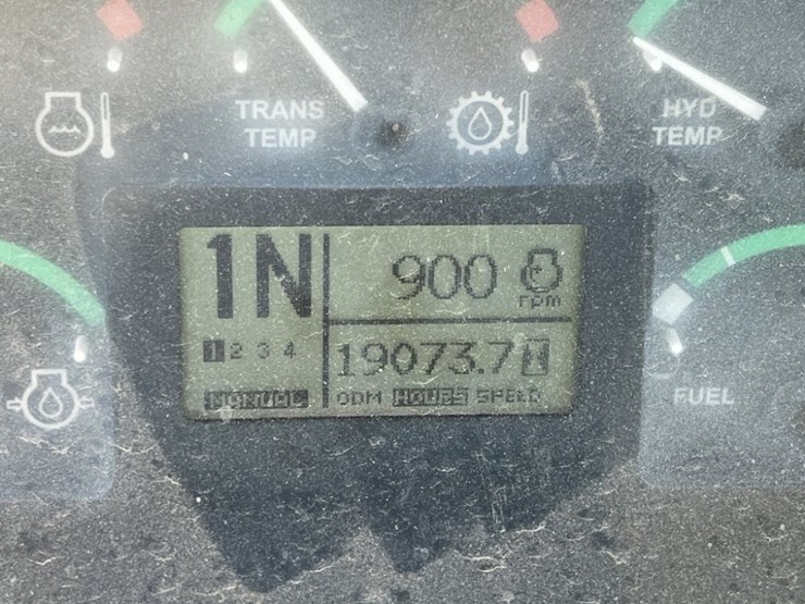 2004-deere-644j-image-21