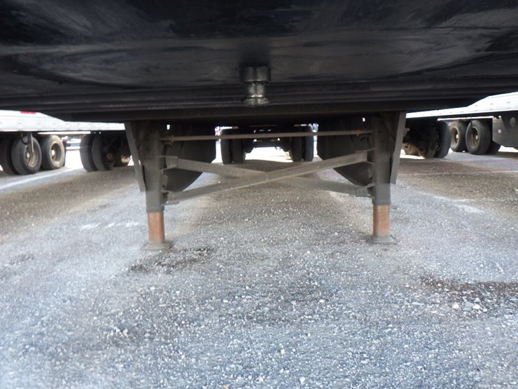 2022-utility-4000d-x-image-4