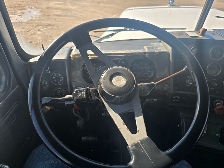 1998-mack-dm600-image-89