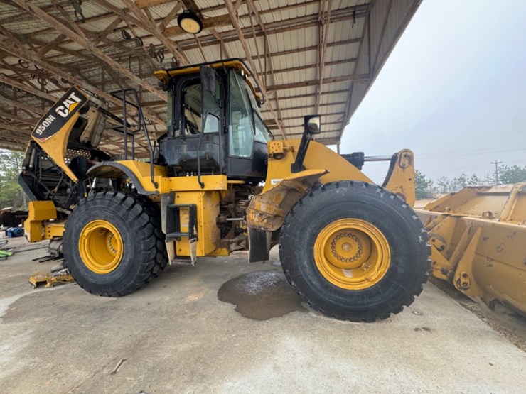 2015-caterpillar-950m-image-3