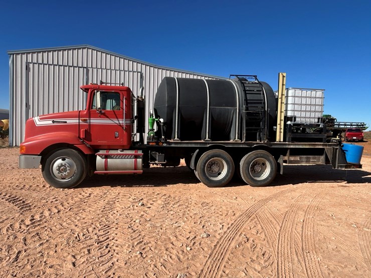 1996-international-9200-image-34