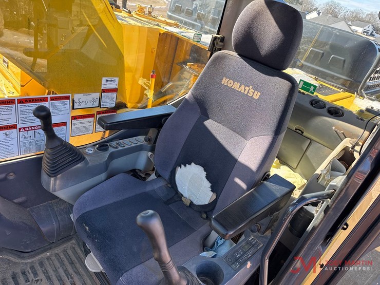 2018-komatsu-pc210-lc-11-image-24