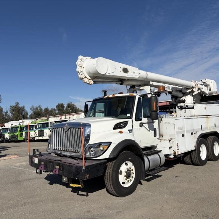 2012 INTERNATIONAL WORKSTAR 7400