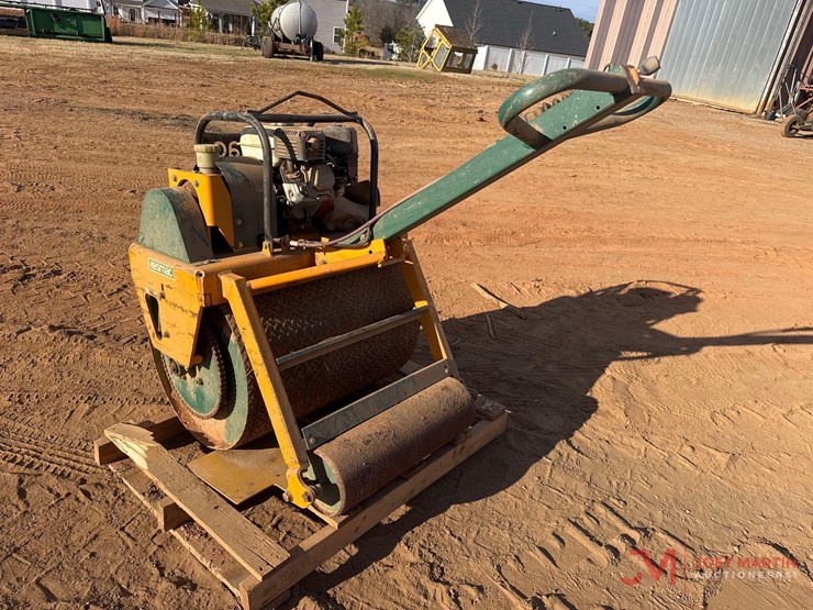 kesmacktr30-walk-behind-roller-image-3