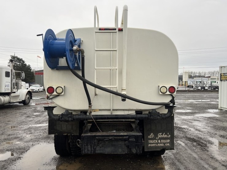 1995-ford-l9000-image-5