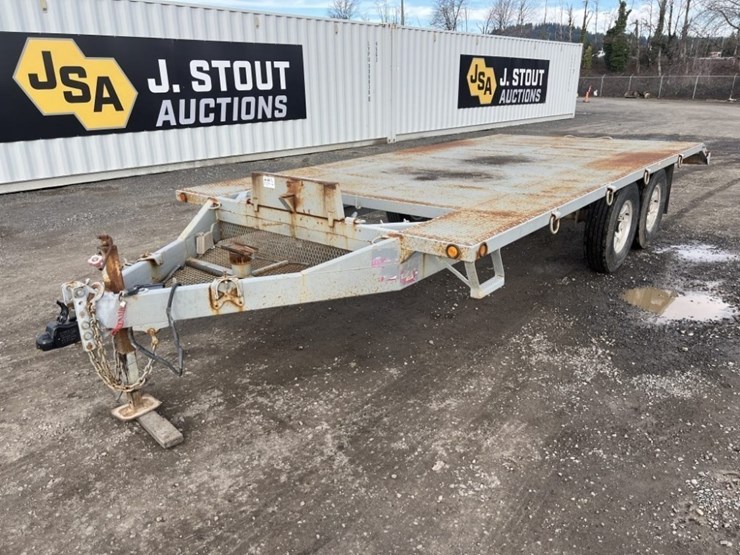 2008-bentley-t/a-sno-cat-trailer-image-1