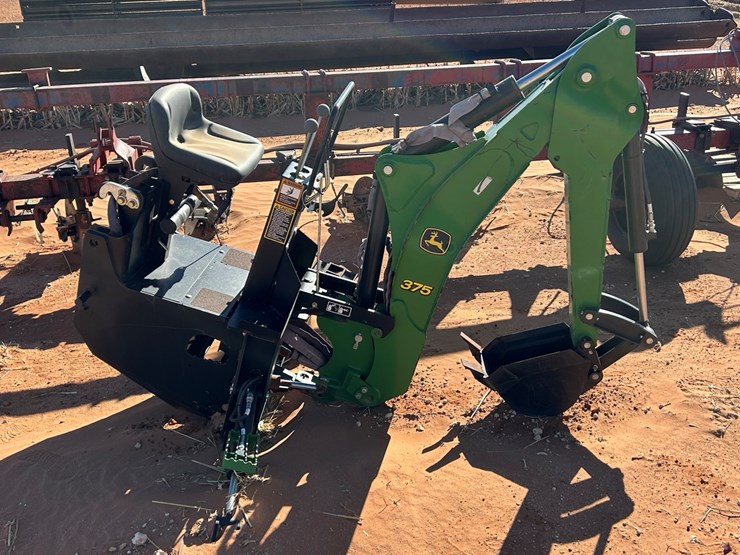 john-deere-375-image-2
