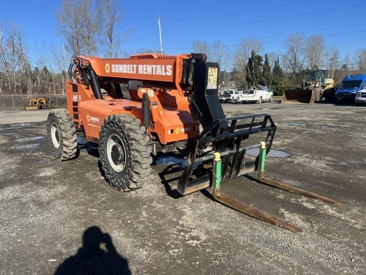 2017-jlg-6036-image-2