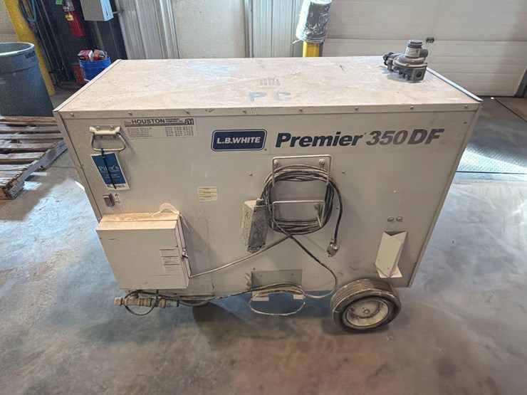 l.b.-white-premier-350-df-portable-heater-image-6