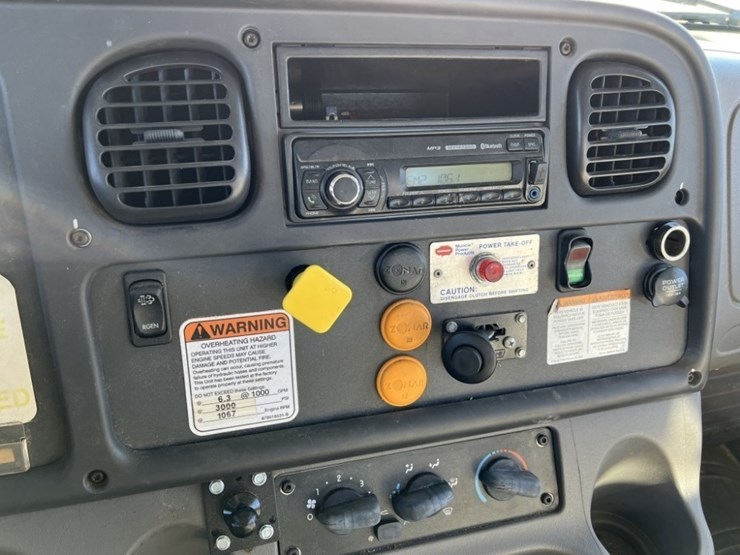 2016-freightliner-m2-s/a-bucket-truck-image-30