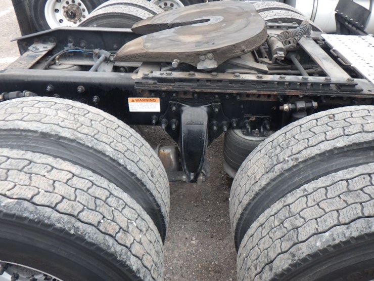 2017-freightliner-cascadia-125-evolution-image-8