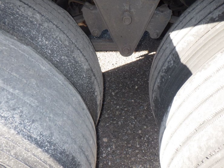 2013-hyundai-image-11