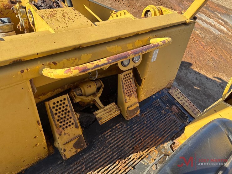 1991-caterpillar-953-image-15