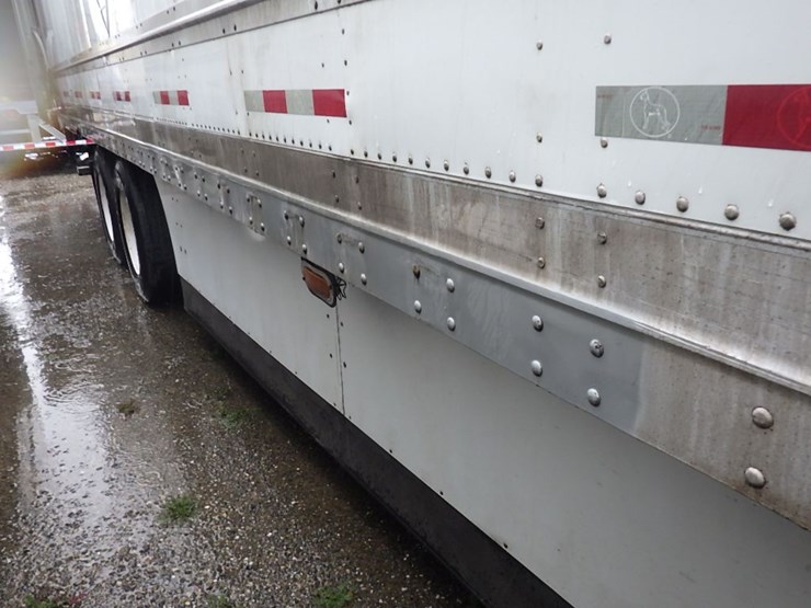 2016-great-dane-champion-se-image-8