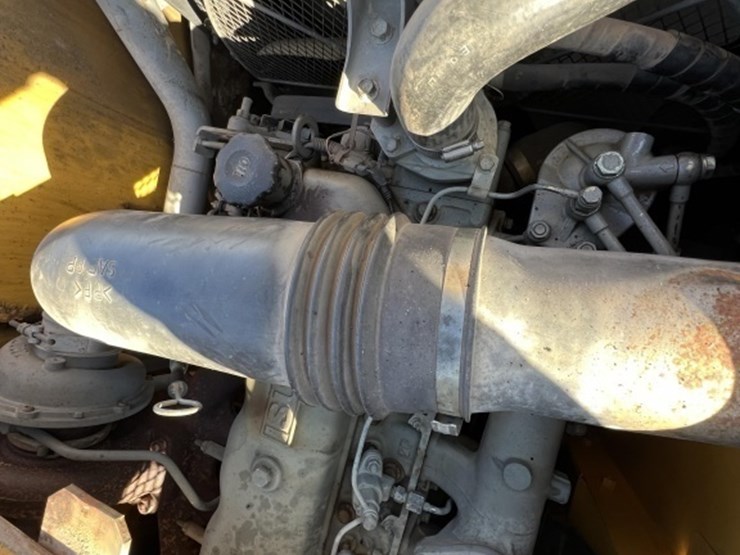 2004-deere-225c-lc-image-26