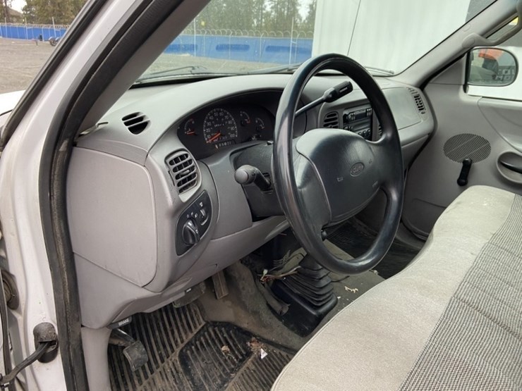 1998-ford-f150-image-21