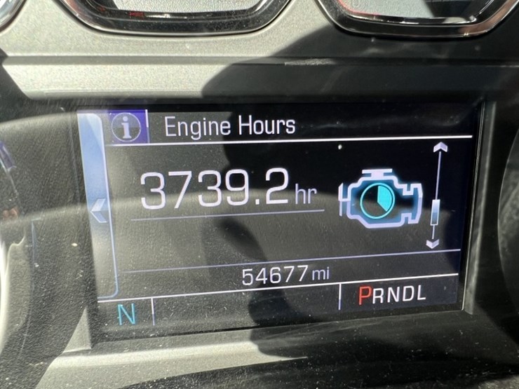 2018-chevrolet-tahoe-image-33