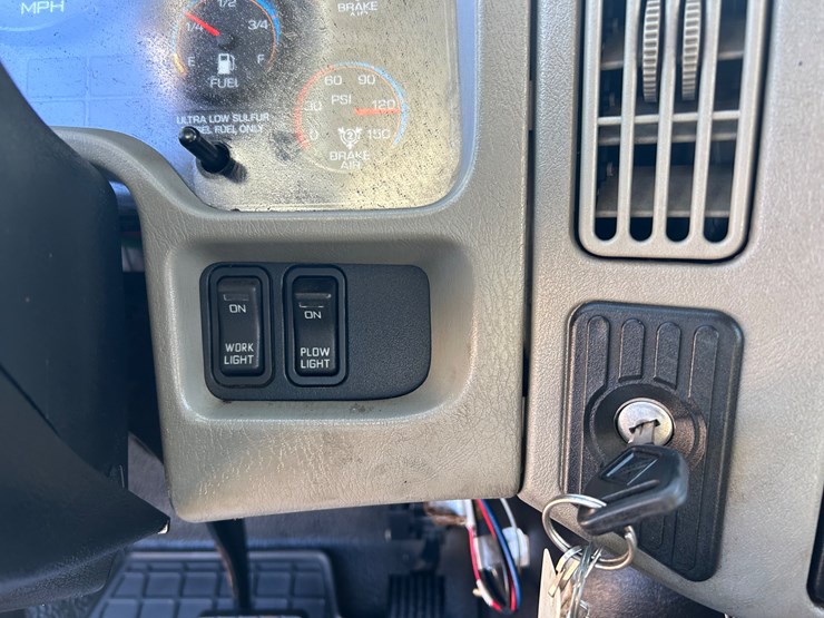 2013-international-durastar-4400-image-119